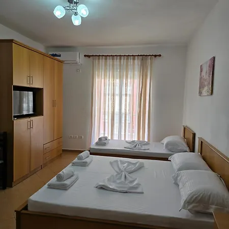 Apartment Adi Studio By Office Vlore